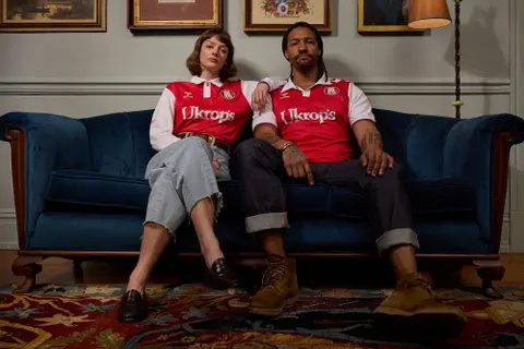 Richmond Kickers Unveil The Crossing Kit