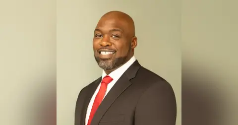 Close Up Radio Spotlights Tech Leader and Podcast Host Kenneth Johnson