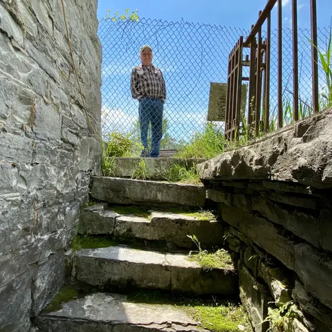 Dana Cudmore Digs into the History of Howe Caverns and Cave Country