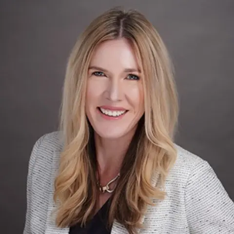 $885K in One Year: How Katherine Jerald Turned LinkedIn DMs into $200K Clients & Crushed Recruiting