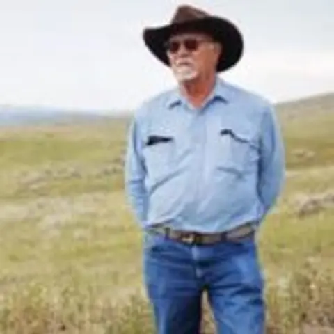 Feeding a Divided Country – Gilles Stockton