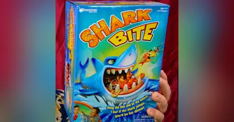 SHARK BITE GAME – Unboxing, Review, History and How to Play! – Dandy Fun House episode 34