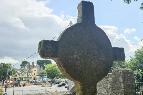 St Canices Old Church and Graveyard