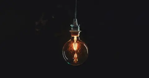 SoberNotMature - Episode 242 (Dim Bulbs & Brownouts)