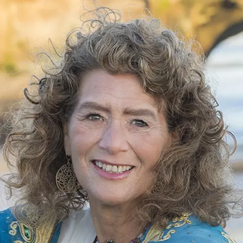 Close Up Radio Spotlights Energy Healer Michele Newman of High Vibe Life