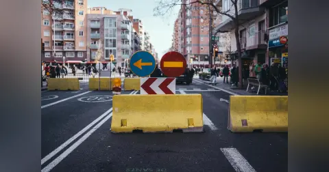 Retirement Roadblocks: Mistakes to Dodge for a Smooth Journey