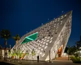 23. ANNENBERG GENSPACE