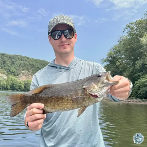 S8, Ep 56: Topwater Tactics: Captain Brian Shumaker's Pennsylvania Smallmouth Report