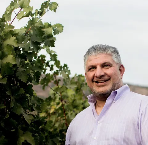 The Smart Farm w/ Kia Behnia, Neotempo Wines
