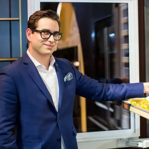 Matchmaking & Premium Cocktails with Erik Segelbaum
