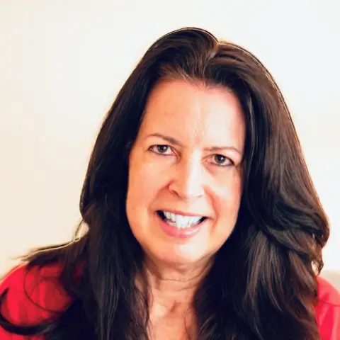 Close Up Radio Spotlights Childhood Development Consultant, Author, and Baby Whisperer Linda Franklin-Biggs of Baby Wisdom