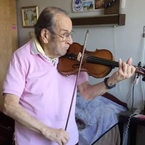 Listen up! A Violin Lesson With Strings Attached