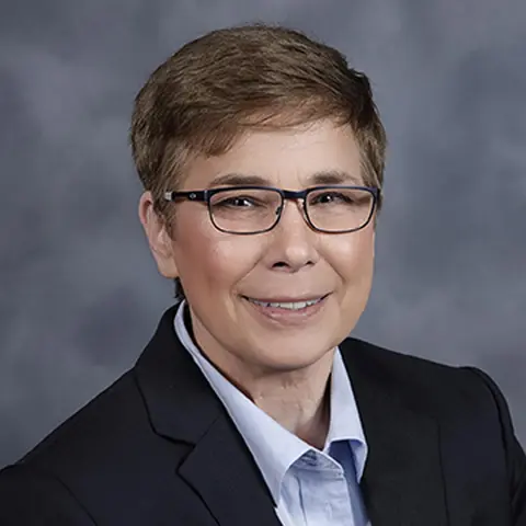 Close Up Radio Spotlights AI Architect and Innovator Denise Glasscock